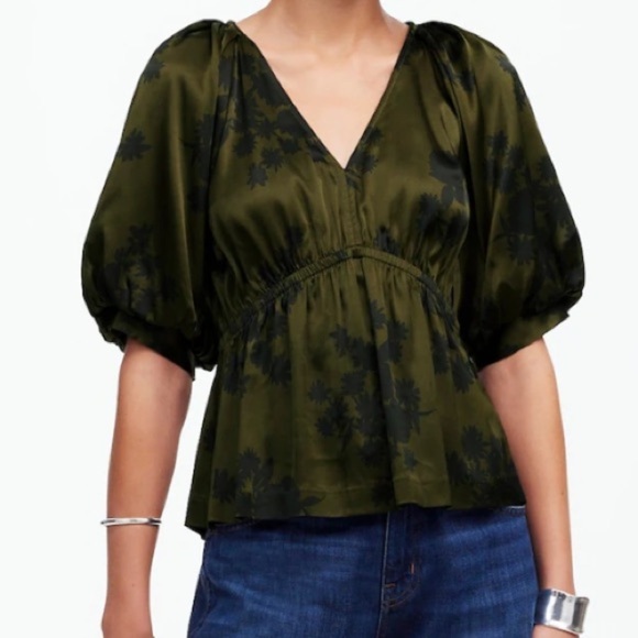 NWT MADEWELL Short Puff Sleeve V-Neck Empire Waist Satin Blouse Size X-Small - Picture 1 of 6